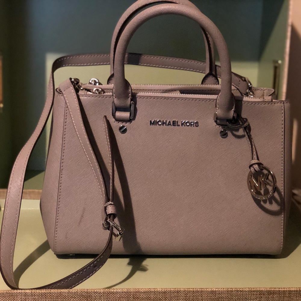 Michael Kors Grey Satchel Handbag shoulder strap